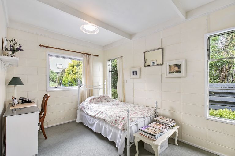 Photo of property in 2/61 Watea Road, Torbay, Auckland, 0630