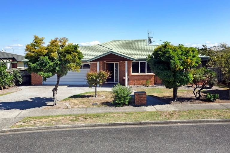 Photo of property in 13 Saunders Crescent, Stoke, Nelson, 7011