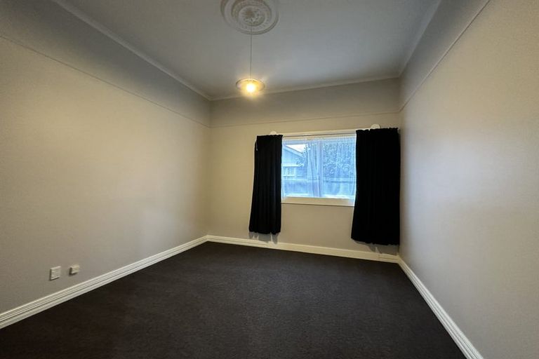 Photo of property in 17 Caius Avenue, Gonville, Whanganui, 4501