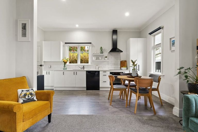 Photo of property in 124 Fitzroy Street, Forbury, Dunedin, 9012