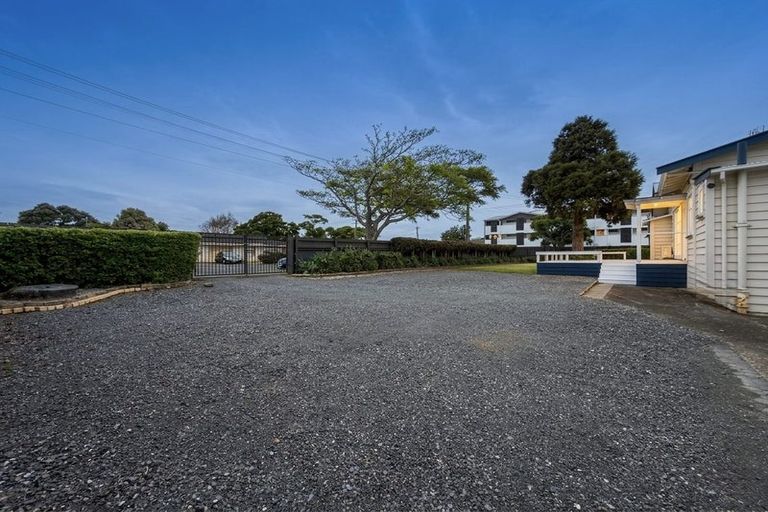 Photo of property in 33a Gloucester Road, Manurewa, Auckland, 2102