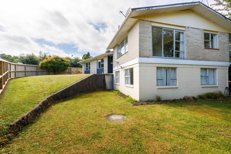 Photo of property in 235 Heta Road, Merrilands, New Plymouth, 4312