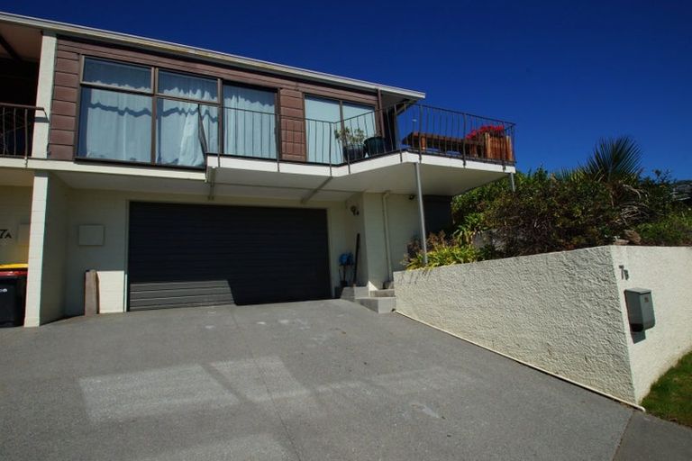 Photo of property in 7b Toledo Place, Mount Pleasant, Christchurch, 8081