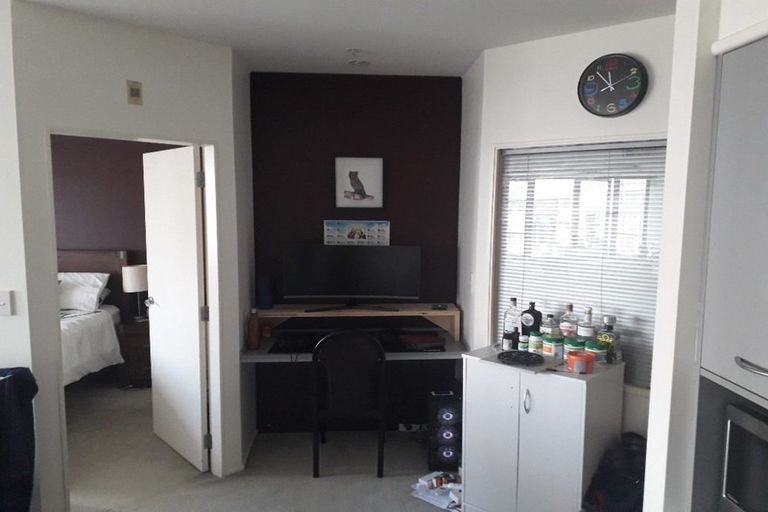 Photo of property in St Peters Apartments, 3c/192 Willis Street, Te Aro, Wellington, 6011