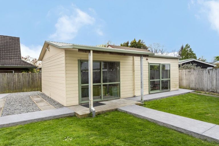 Photo of property in 23 Lochee Road, Upper Riccarton, Christchurch, 8041