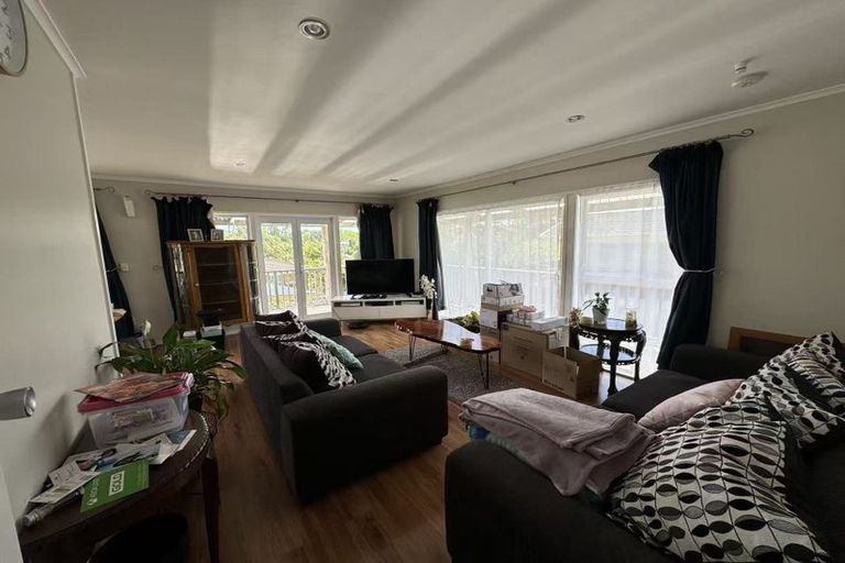 Photo of property in 3 Uppingham Crescent, Hillcrest, Auckland, 0627