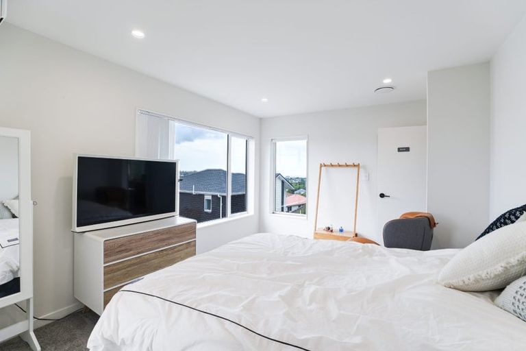 Photo of property in 126b Coronation Road, Hillcrest, Auckland, 0627