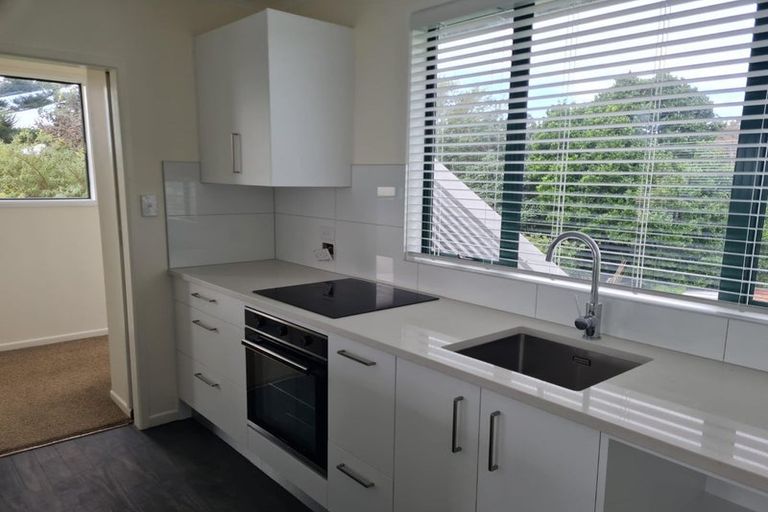 Photo of property in 2/1341 Whangaparaoa Road, Army Bay, Whangaparaoa, 0930