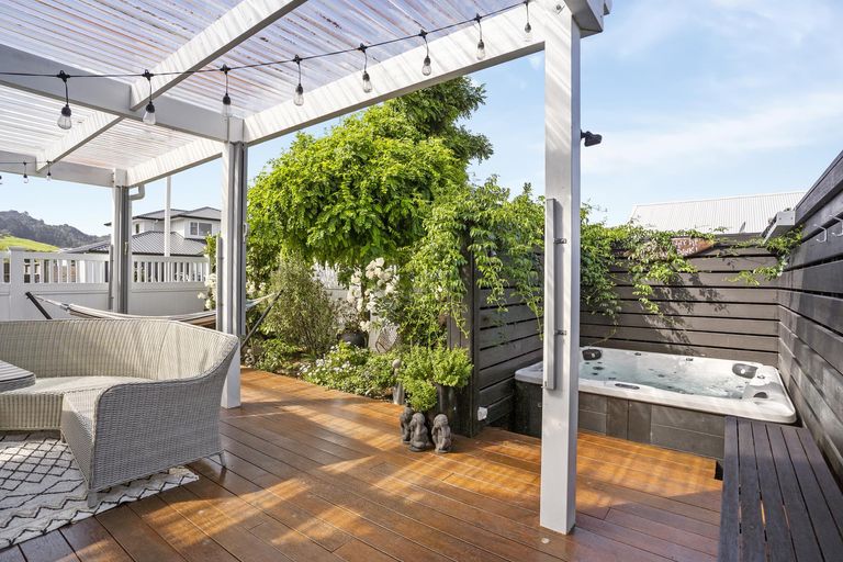 Photo of property in 43 Ocean Breeze Drive, Waihi Beach, 3611