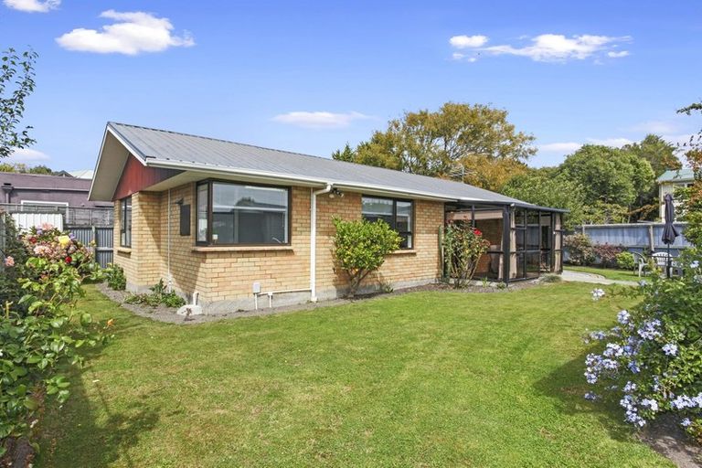 Photo of property in 149 Centaurus Road, Saint Martins, Christchurch, 8022