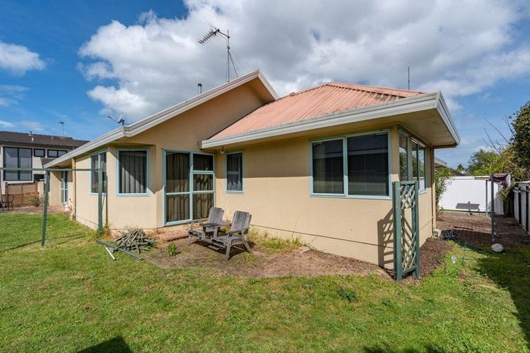 Photo of property in 10a Ashley Street, St Andrews, Hamilton, 3200