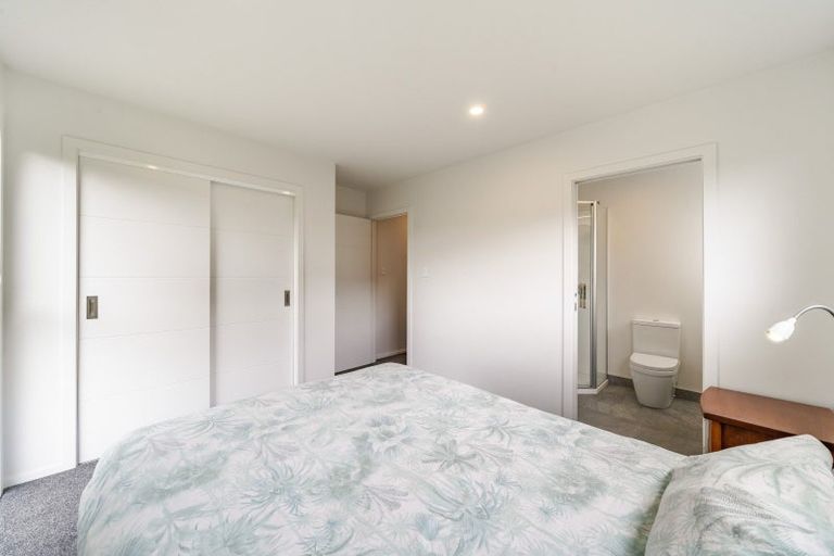 Photo of property in 54 Koreke Close, Kenepuru, Porirua, 5022
