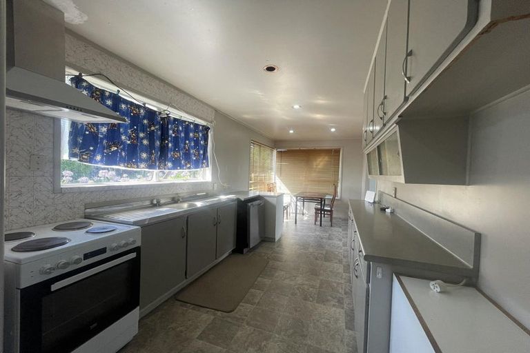 Photo of property in 49 Walworth Avenue, Pakuranga Heights, Auckland, 2010