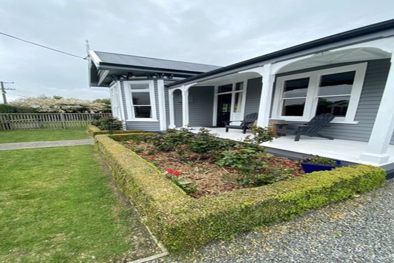 Photo of property in 18 Taumutu Road, Southbridge, 7602