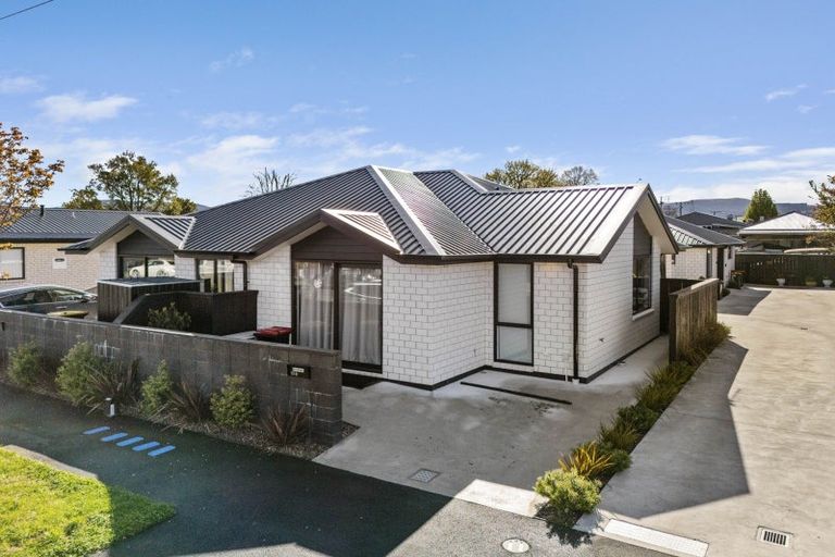 Photo of property in 15b Irvine Street, Mosgiel, 9024