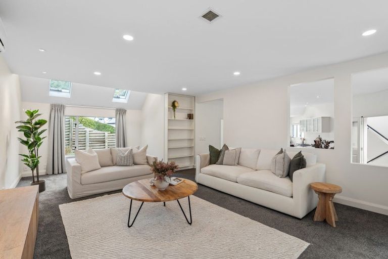 Photo of property in 19 Enticott Place, Huntsbury, Christchurch, 8022