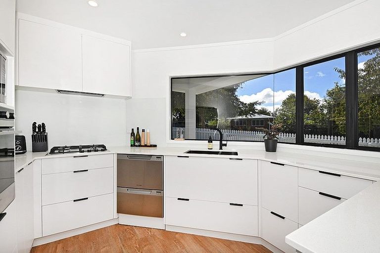 Photo of property in 2 Kotuku Street, Maunu, Whangarei, 0110