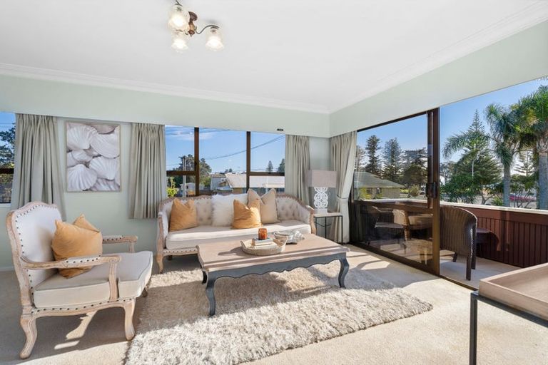 Photo of property in 2 Empire Road, Orewa, 0931