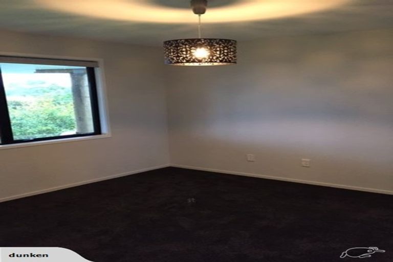 Photo of property in 36 Knights Road, Rothesay Bay, Auckland, 0630