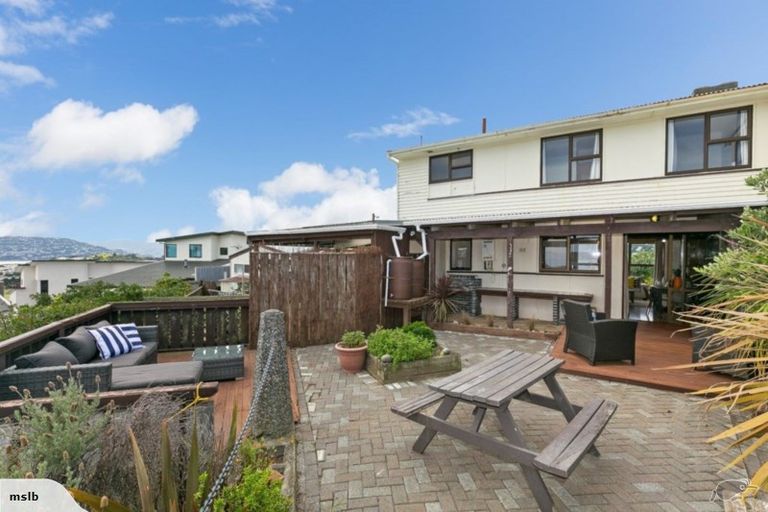 Photo of property in 3a Nuku Street, Strathmore Park, Wellington, 6022
