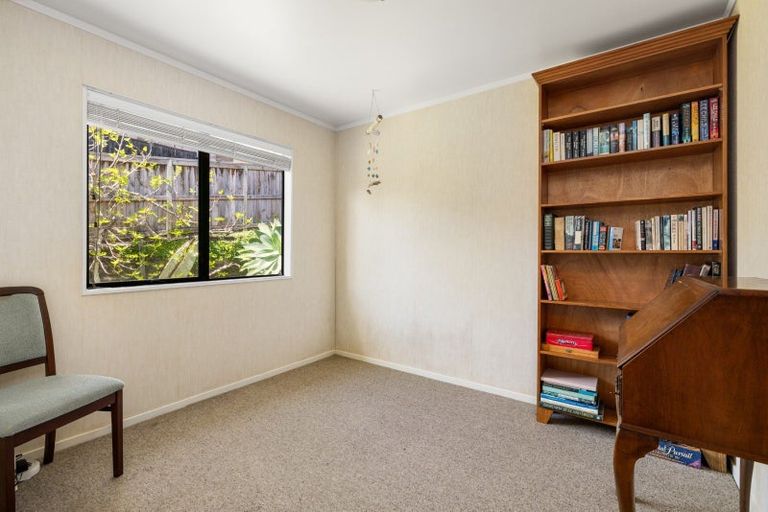 Photo of property in 2/116 Osprey Drive, Welcome Bay, Tauranga, 3112