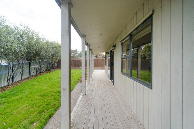 Photo of property in 130 Hillcrest Drive, Kelvin Grove, Palmerston North, 4414