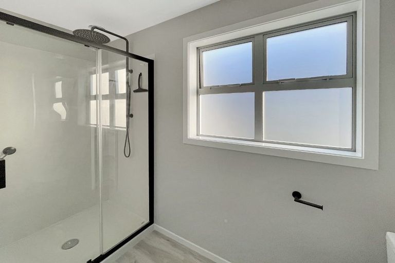 Photo of property in 5/6 Peel Place, Wainuiomata, Lower Hutt, 5014