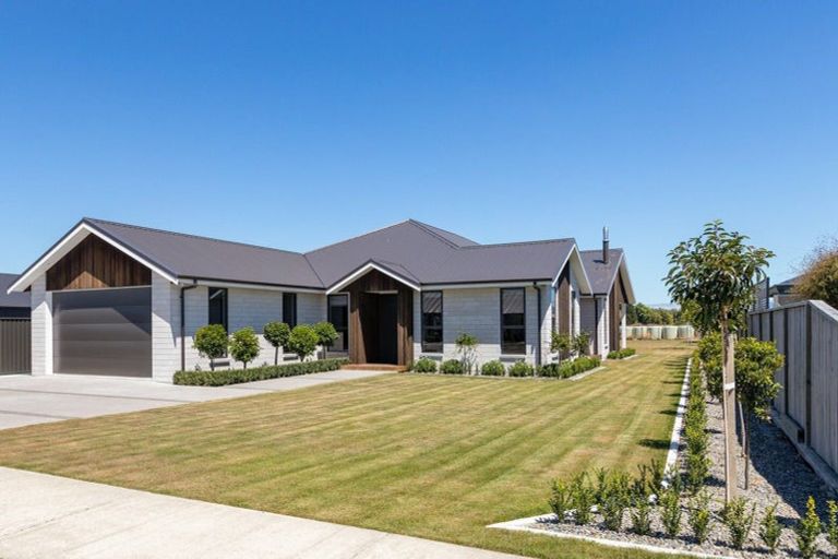 Photo of property in 20 Wycliffe Place, Solway, Masterton, 5810