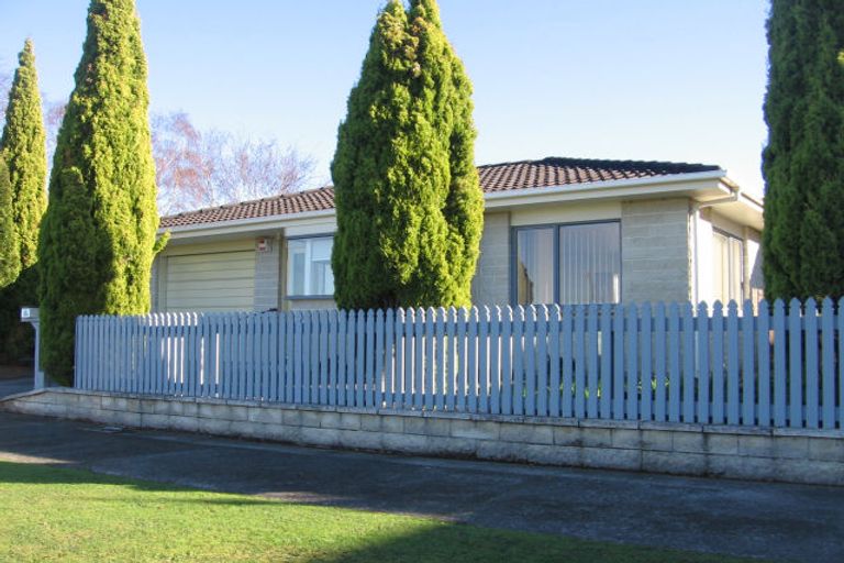 Photo of property in 2/118 Fairs Road, Milson, Palmerston North, 4414