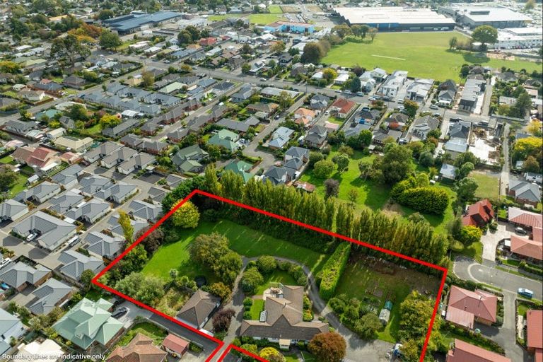 Photo of property in 30 Sawyers Arms Road, Northcote, Christchurch, 8052