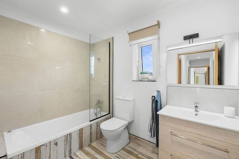 Photo of property in 10 Park Crescent, Mangawhai Heads, Mangawhai, 0505