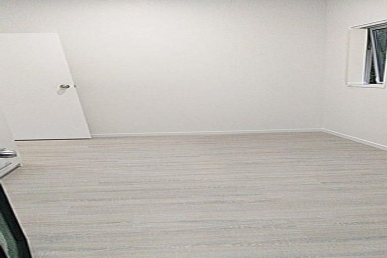 Photo of property in 1/117 Clevedon Road, Papakura, 2110