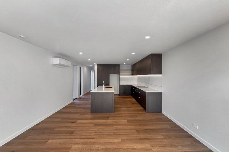 Photo of property in 2/58 Elizabeth Street, Riccarton, Christchurch, 8041