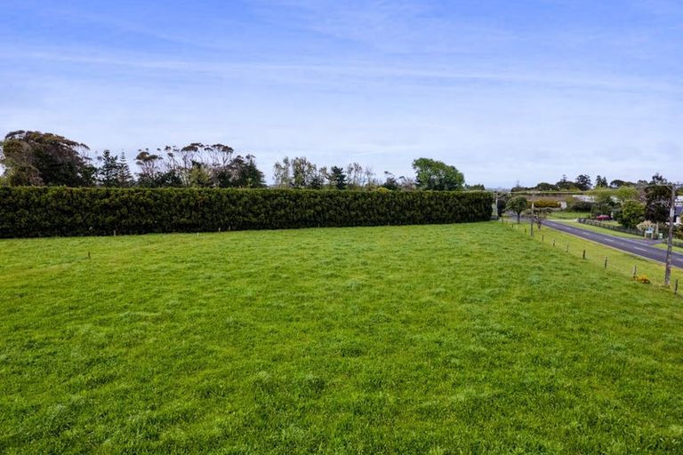 Photo of property in 84 Airport Drive, New Plymouth Airport, New Plymouth, 4373