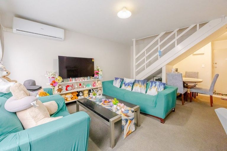 Photo of property in 5/702 Grays Road, Mahora, Hastings, 4120