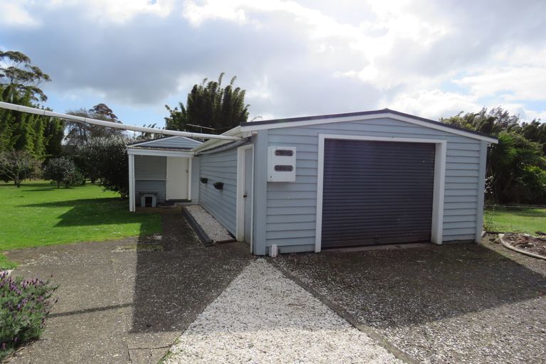 Photo of property in 28 Waimate North Road, Kerikeri, 0293