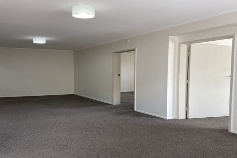 Photo of property in 26 Winston Street, Crofton Downs, Wellington, 6035