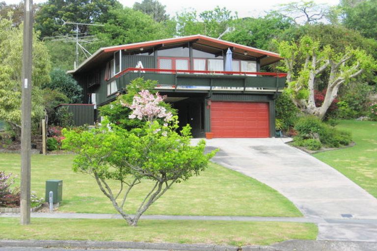 Photo of property in 17 Seddon Crescent, Whataupoko, Gisborne, 4010