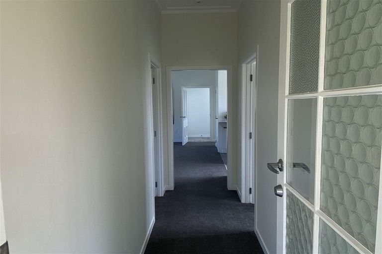 Photo of property in 554 Waitakere Road, Taupaki, Henderson, 0782