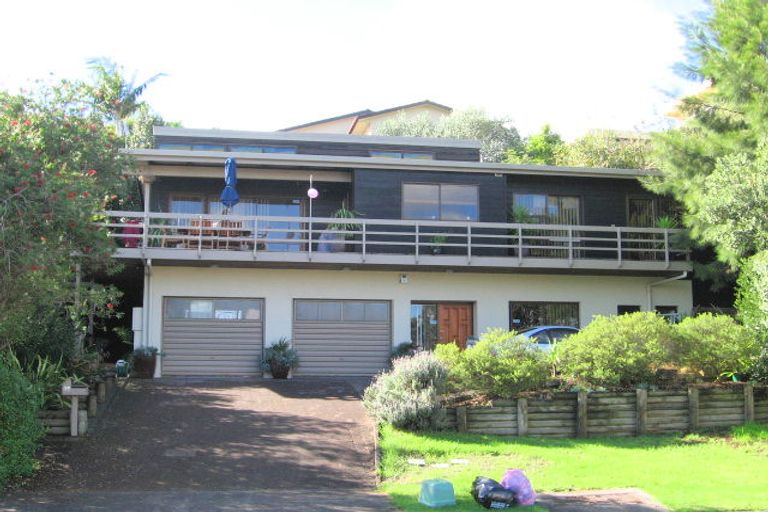 Photo of property in 86 Hattaway Avenue, Bucklands Beach, Auckland, 2012
