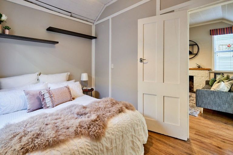 Photo of property in 197 Marine Parade, Seatoun, Wellington, 6022