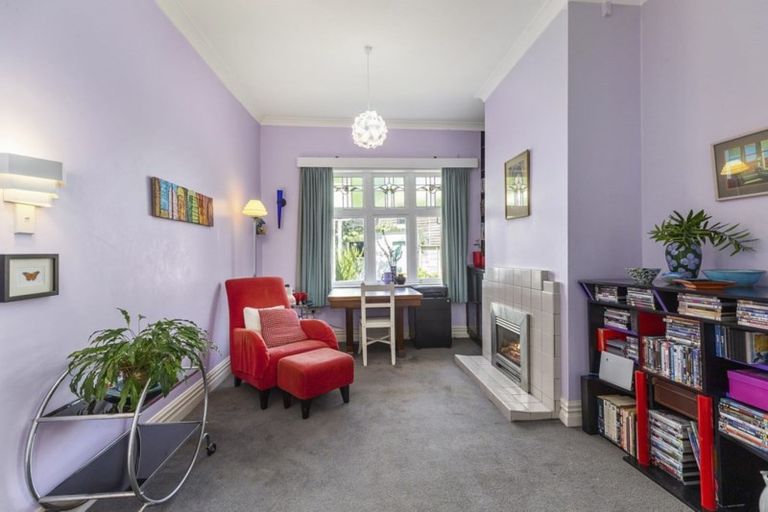 Photo of property in 32 Lawrence Street, Newtown, Wellington, 6021