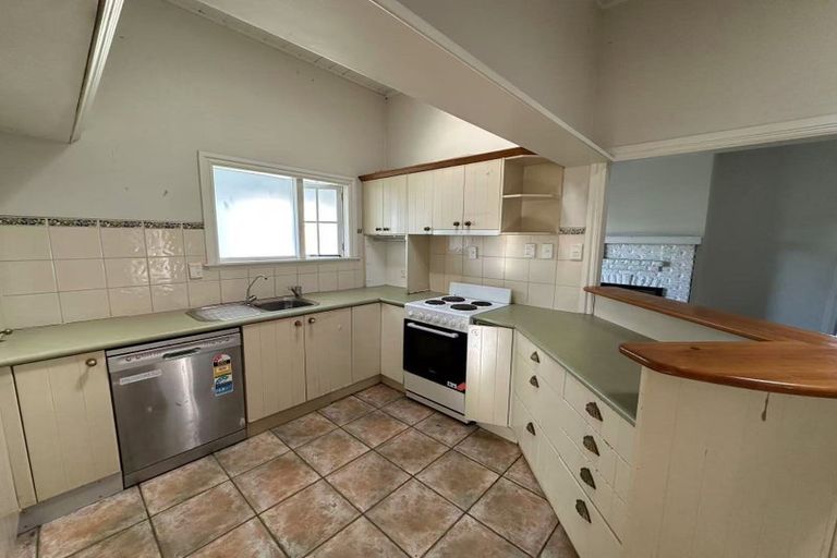 Photo of property in 141 Park Estate Road, Rosehill, Papakura, 2113