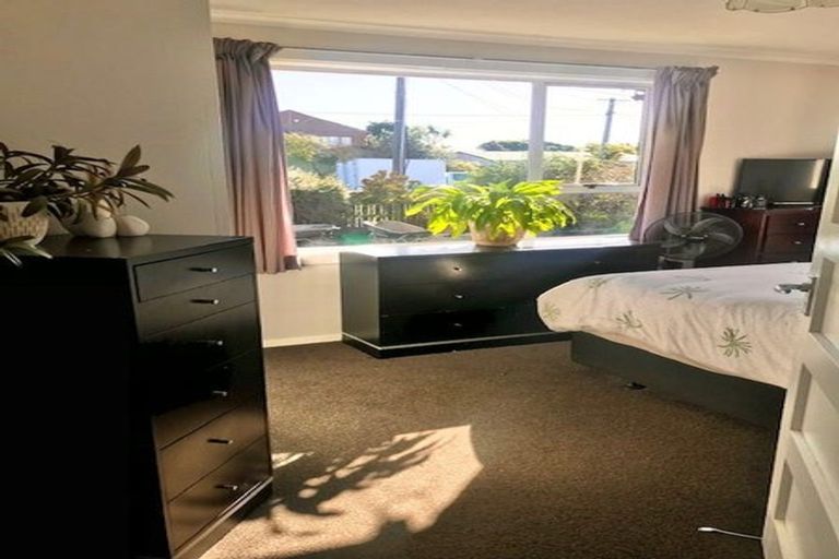 Photo of property in 73 Cygnet Street, North New Brighton, Christchurch, 8083