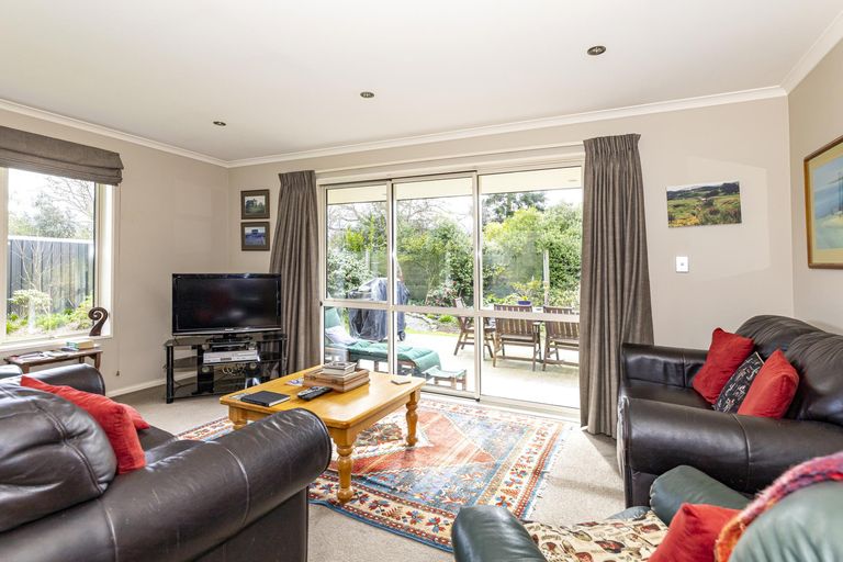 Photo of property in 36 Tancred Street, Geraldine, 7930