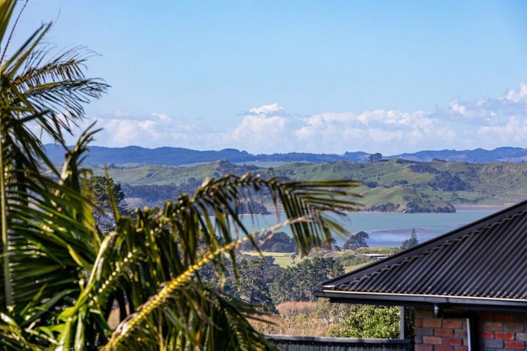 Photo of property in 12 Upper Wainui Road, Raglan, 3297