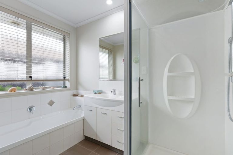 Photo of property in 99 Longview Drive, Papamoa Beach, Papamoa, 3118