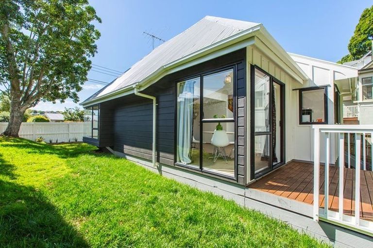 Photo of property in 51a Middleton Road, Upper Riccarton, Christchurch, 8041