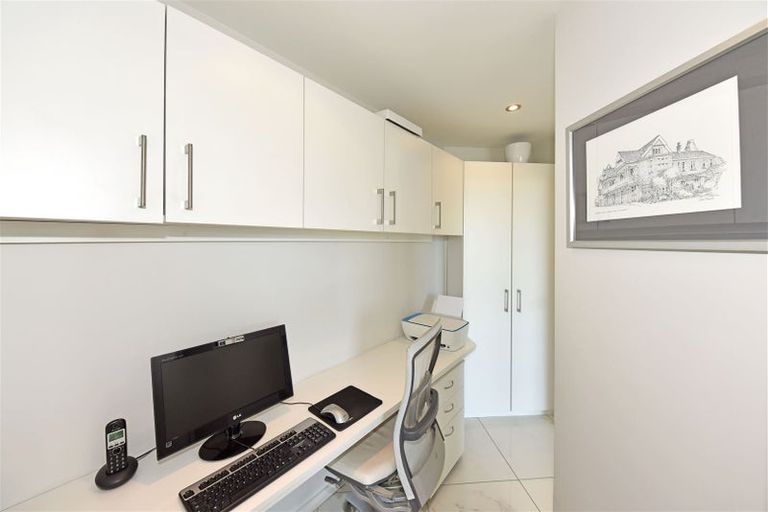 Photo of property in 7 Stonewall Place, Huntsbury, Christchurch, 8022