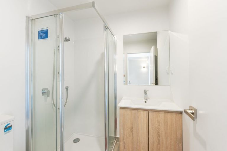 Photo of property in 53 Morihana Close, Glen Eden, Auckland, 0602